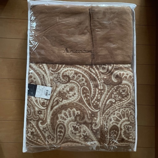 お値下げしました　未使用　Aquascutum 掛け布団 150x200cm 引渡者確定】Aquascutum LONDON 肌掛けふとん③ (ミノル) 本郷台