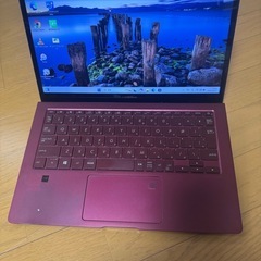 新入荷品　 ZenBook S UX391UA 　Windows11　４K出力可能の画像