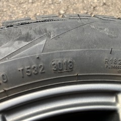 スタッドレス4本セット 185/60R15 Wedsホイール付き PCD114.3（ピレリ ICE ASIMMETRICO）の画像