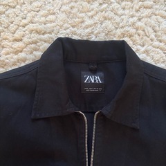 美品　ZARA ブラック ジャケット ジップアップ　 Lの画像