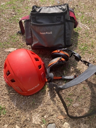 モンベル　　クライミングヘルメット　腰袋