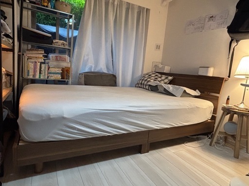 ベッドフレーム セミダブル（SD）ヘッドボード付