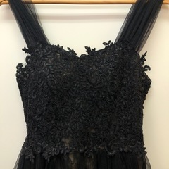 ブラック　チュールワンピース　ドレスの画像