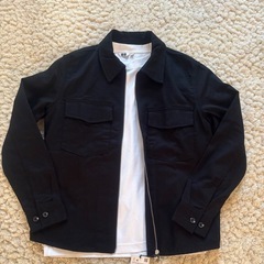 新品タグ付きZARA 黒 ジップアップジャケット