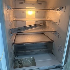 ファミリー冷蔵庫無料の画像
