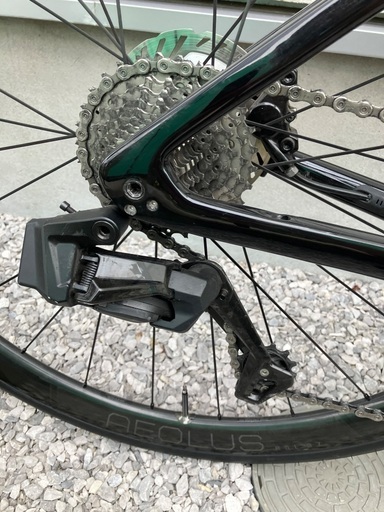 TREKエモンダSL6