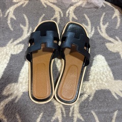 夏季用の室外用スリッパ