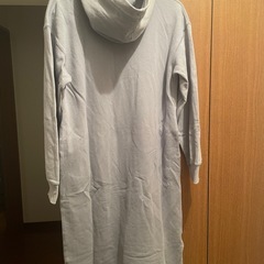 UNIQLO フード付きワンピースの画像