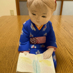 博多人形　本を読む女の子　