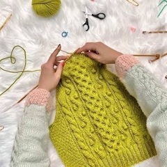 一緒に編み物に挑戦しませんか⁉️🧶