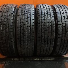 TOYO DELVEX 935 195/80R15 107/10...