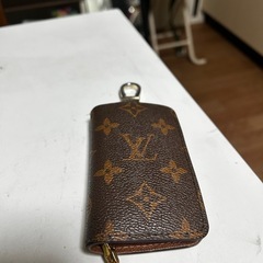 ヴィトン　スマートキーケース