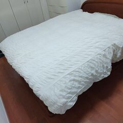 羽毛掛け布団　クイーンサイズの画像