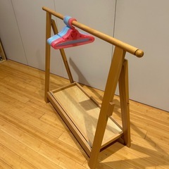 コートハンガースタンド　子ども用の画像