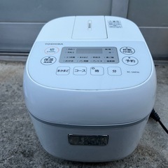 💕東芝　3合炊き炊飯器　RC-5MFM