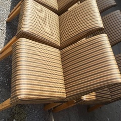 中古の4個椅子になります、の画像