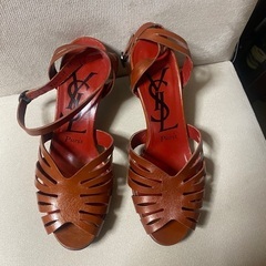 YSL レアルレザーサンダル　ハイヒールパンプスの画像