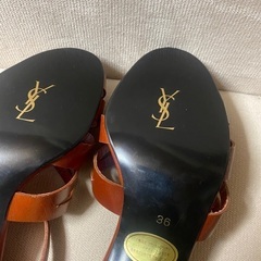 YSL レアルレザーサンダル　ハイヒールパンプスの画像