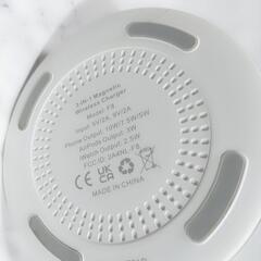 🔌【iPhone・AirPods・Apple Watch対応！】
✨3-in-1 ワイヤレス充電スタンド✨の画像