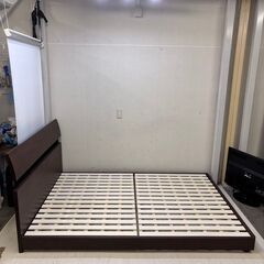  24186  ダブルベッドフレーム　コンセント付き　すのこ 関...