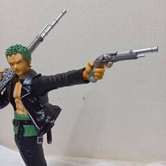 最終値下げ、ワンピース　ゾロフィギュアの画像