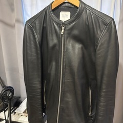 UNITED TOKYOブラック レザー シングルライダースの画像