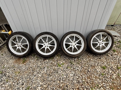 超希少・超軽量30 プリウス　鍛造トムス17インチホイール