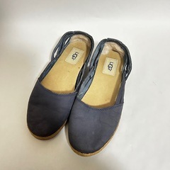 ⭐︎UGG アグ⭐︎スリッポン 23.5cm レディース
