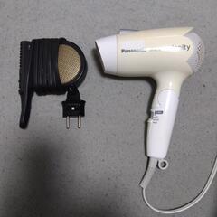 プレミア品、Nationa　超l小型トラベル、ドライヤー、100〜240V 全世界で使えます。の画像