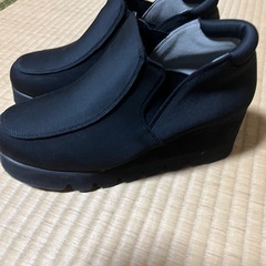 厚底スニーカーの画像