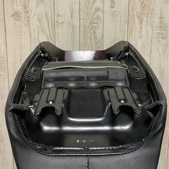 sr400純正シートの画像