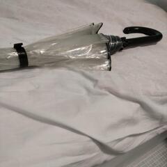 無色透明ビニール傘の画像