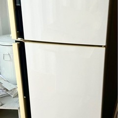 (運搬費込み)275リットル/オシャレハイアール大容量冷蔵庫