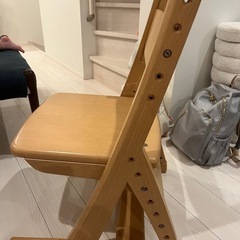 オカムラ　学習イス　美品の画像