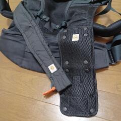 エルゴベビーADAPTベビーキャリア BLACKの画像