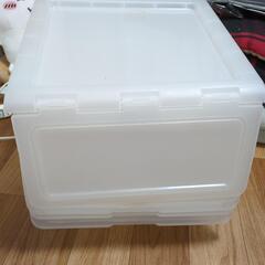 【無料】近々処分予定！早めにご連絡ください！収納ケース蓋付き3つ...