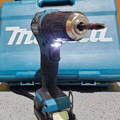 中古良品 makita マキタ 10.8V 充電式震動ドライバドリル HP332D ※バッテリ2個+充電器セットの画像