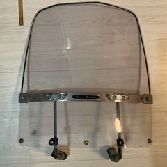 大型スクリーン　Tokyo風防（旭風防？）　やや難あり