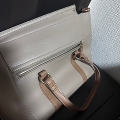ショルダーバッグ ベージュ 茶の画像