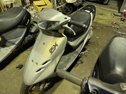 田島商会厚木市からバイク販売カスタム修理受け付けています。 (田島