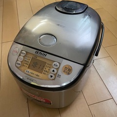 象印　炊飯器