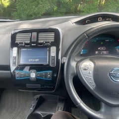 日産 リーフの画像