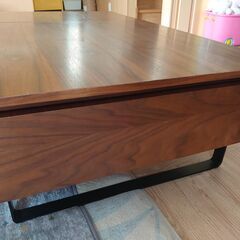 昇降式ローテーブル・ウォールナットの画像