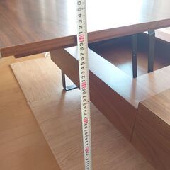 昇降式ローテーブル・ウォールナットの画像