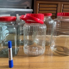 カラ瓶差し上げます