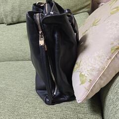 FURLA　　ショルダーバック　　黒の画像