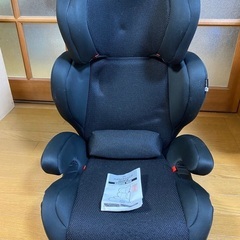 ジュニアシート　ISOFIX チャイルドシート　ブースターシート...