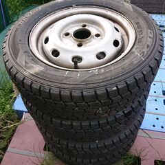 スタッドレスタイヤ 145/70R12 4本 DSX2