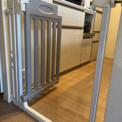 【値下げしました】ベビーゲートの画像