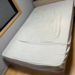 セミダブル　ベッド　マットレス付き